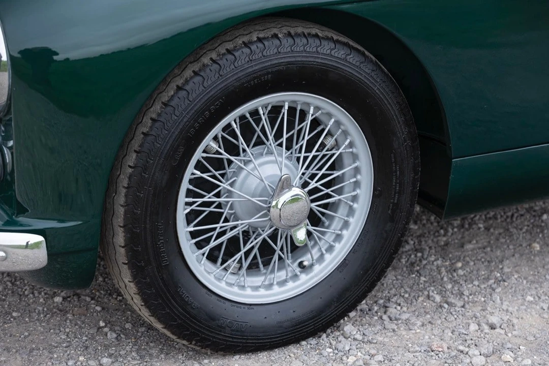 1954 Aston Martin DB1 & DB2 & DB2/4 & DB Mark III - Image 12 of 30