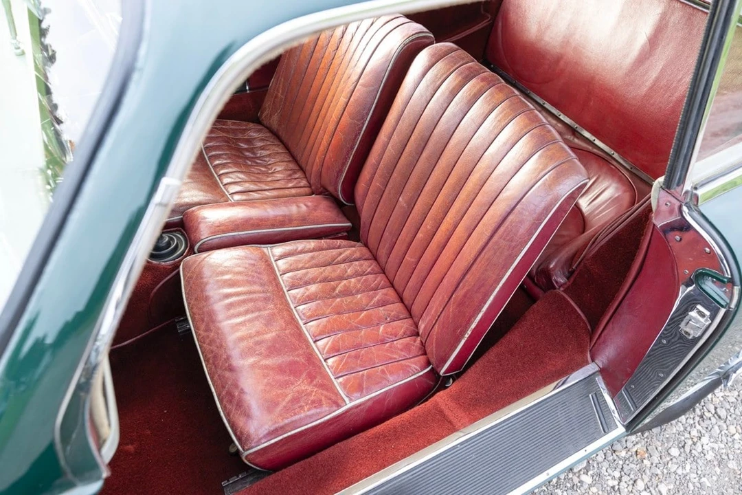 1954 Aston Martin DB1 & DB2 & DB2/4 & DB Mark III - Image 19 of 30
