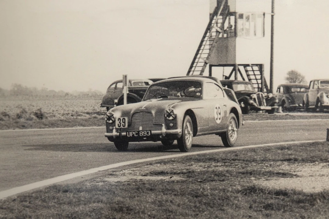 1954 Aston Martin DB1 & DB2 & DB2/4 & DB Mark III - Image 2 of 30