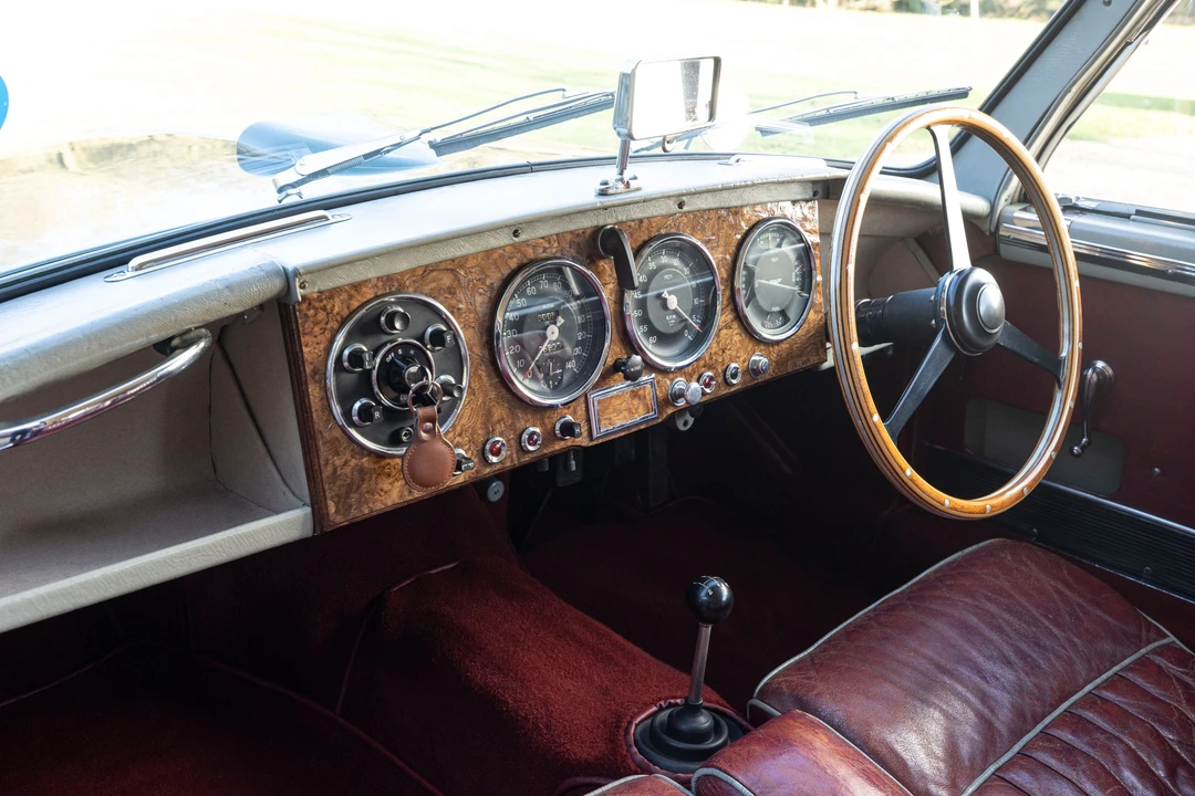 1954 Aston Martin DB1 & DB2 & DB2/4 & DB Mark III - Image 23 of 31