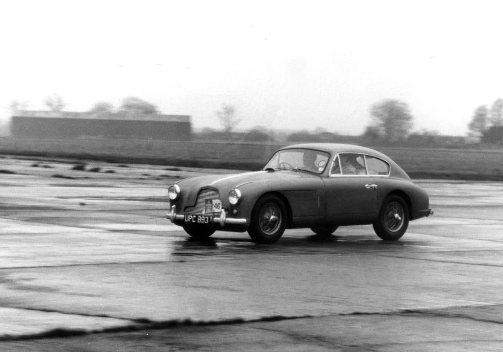 1954 Aston Martin DB1 & DB2 & DB2/4 & DB Mark III - Image 26 of 27