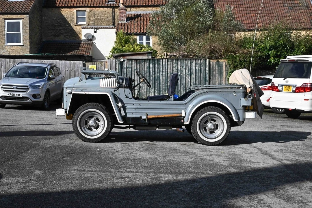 1954 Austin - Image 3 of 30