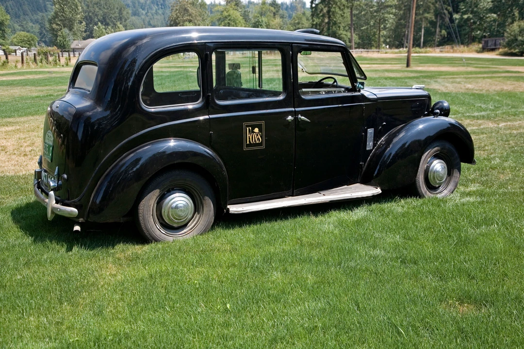 1954 Austin Sheerline - Image 2 of 2