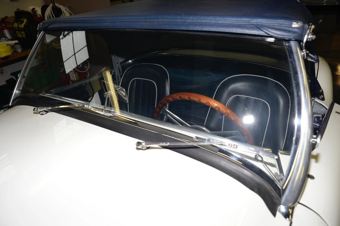 1954 Austin-Healey 100 - Image 16 of 31