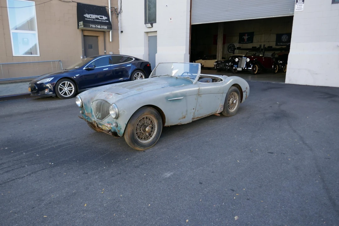 1954 Austin-Healey 100 - Image 2 of 31