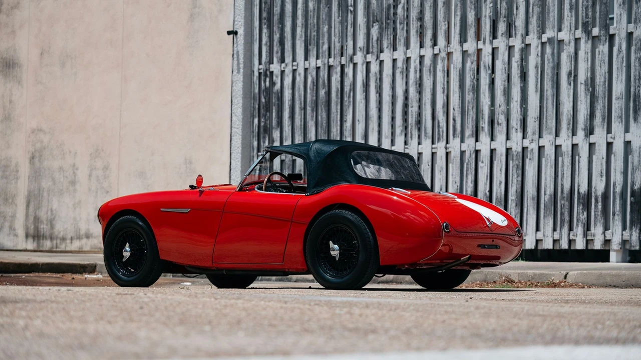 1954 Austin-Healey 100 - Image 2 of 31
