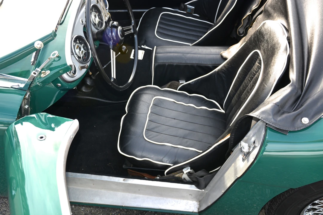 1954 Austin-Healey 100 - Image 24 of 31