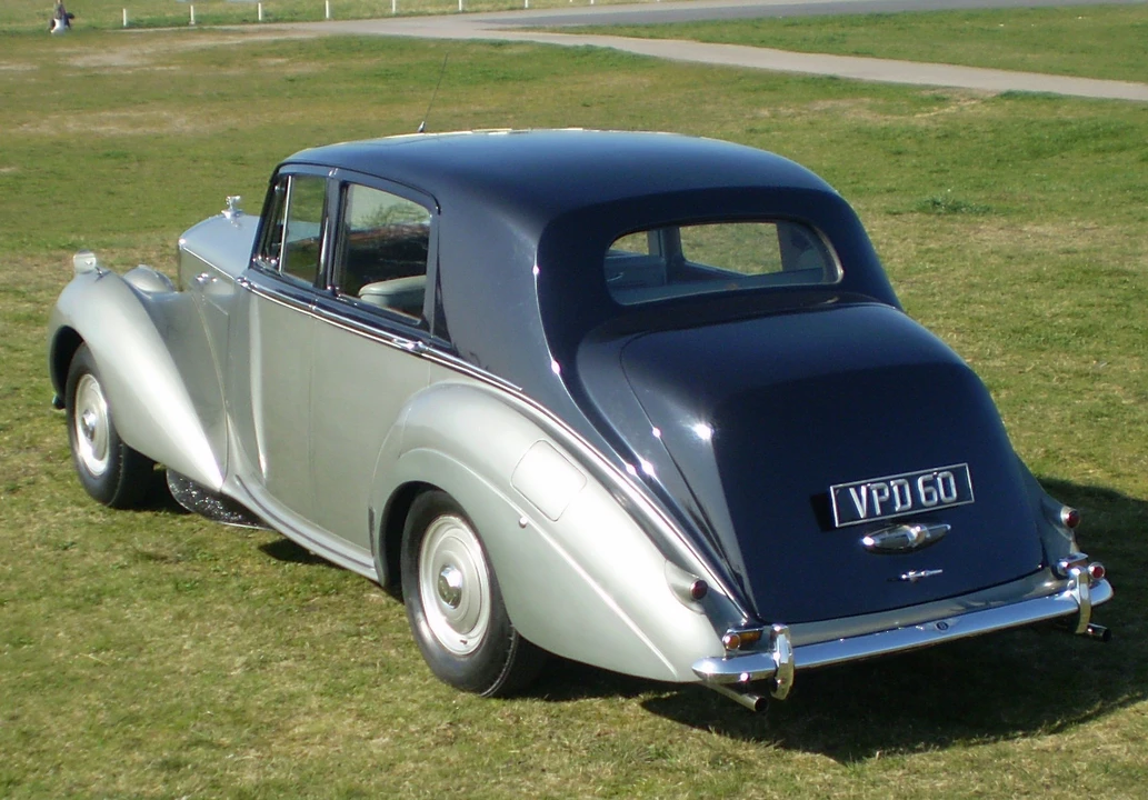 1954 Bentley R Type - Image 2 of 9