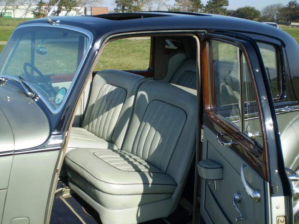 1954 Bentley R Type - Image 7 of 9