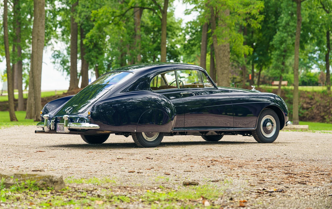 1954 Bentley R-Type Continental - Image 5 of 21