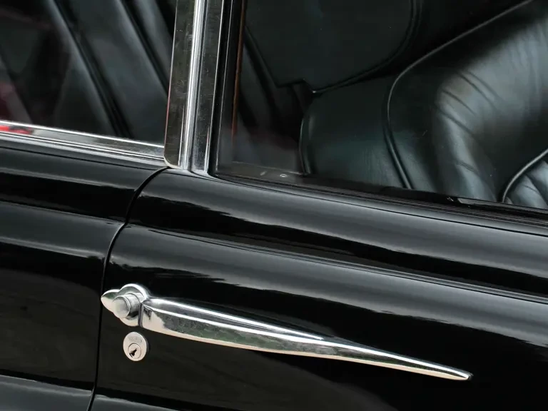 1954 Bentley R-Type Continental - Image 17 of 24