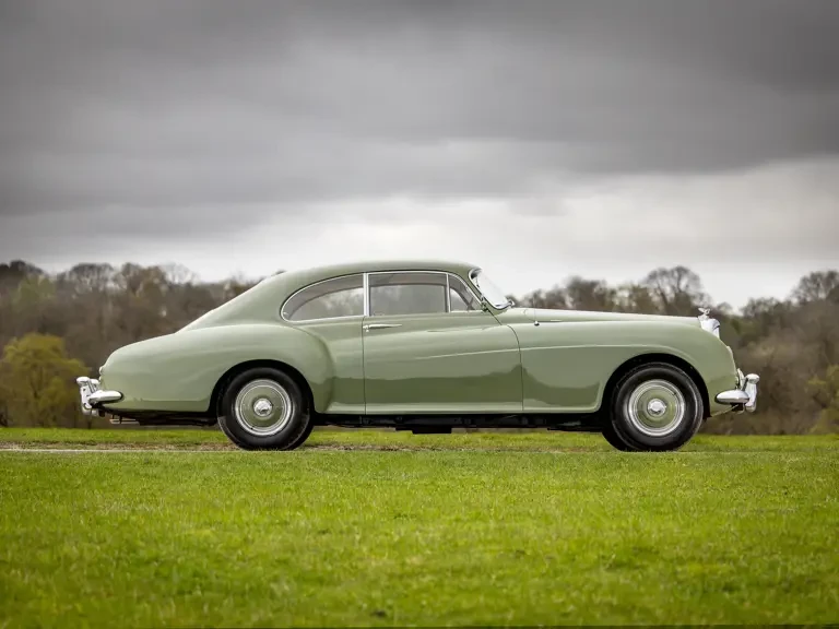 1954 Bentley R-Type Continental - Image 6 of 31