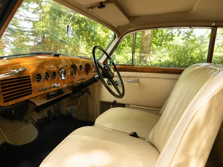 1954 Bentley R-Type Continental - Image 5 of 31