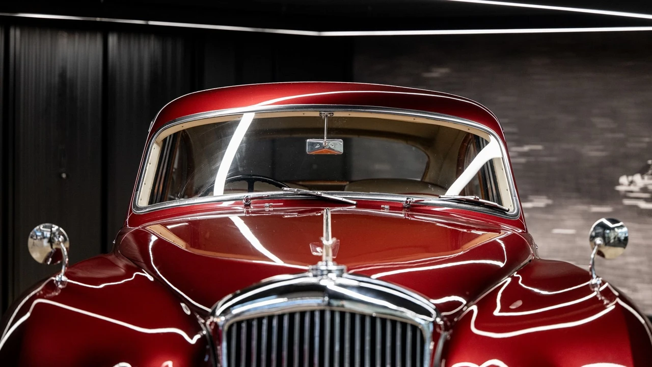 1954 Bentley R-Type Continental - Image 24 of 31