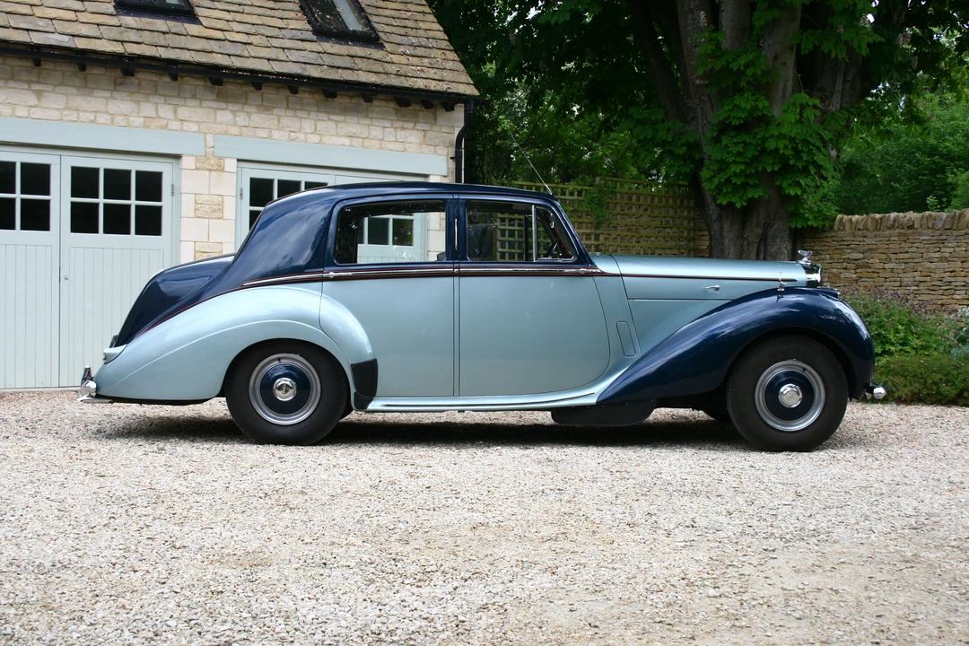 1954 Bentley R Type - Image 2 of 12