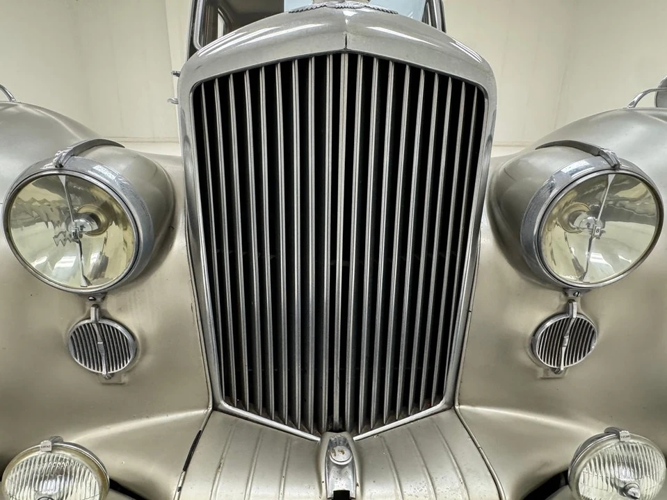 1954 Bentley R Type - Image 9 of 31