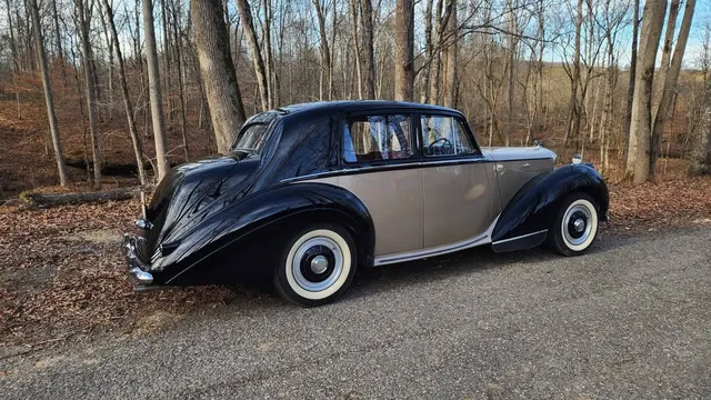 1954 Bentley R Type - Image 2 of 17