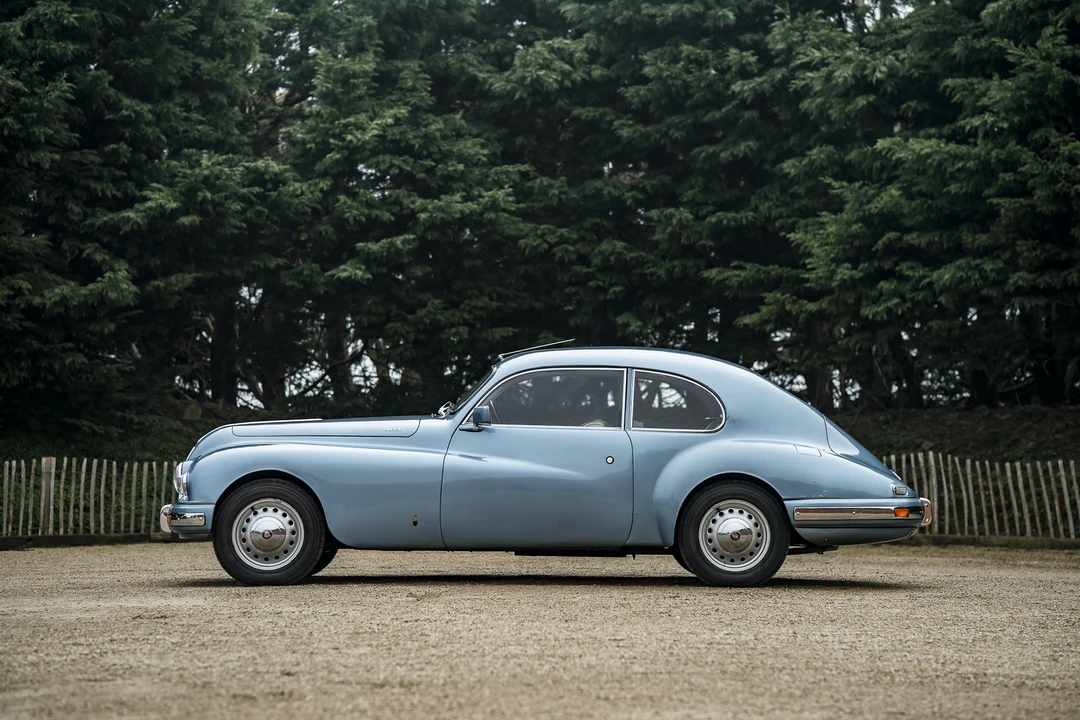 1954 Bristol - Image 4 of 31