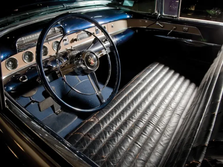 1954 Buick Roadmaster - Image 5 of 21