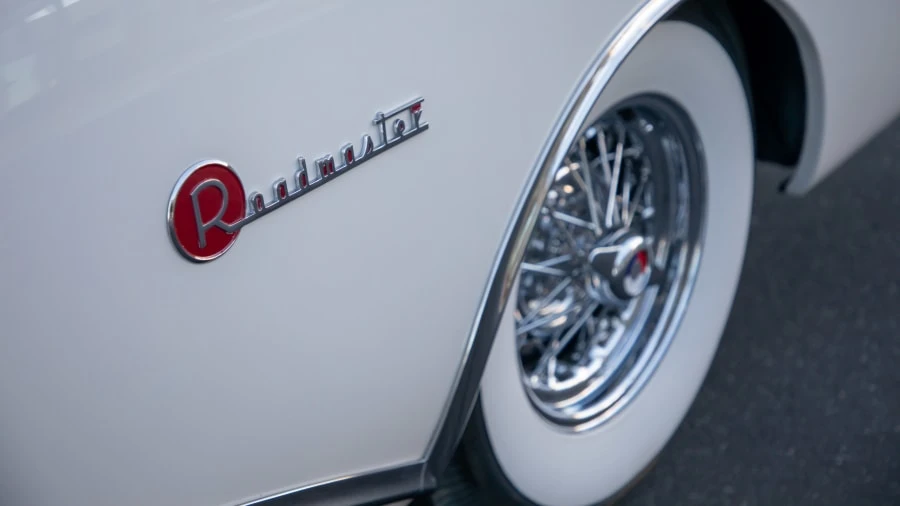 1954 Buick Roadmaster - Image 11 of 20