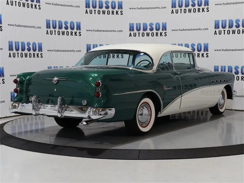1954 Buick Roadmaster - Image 7 of 31