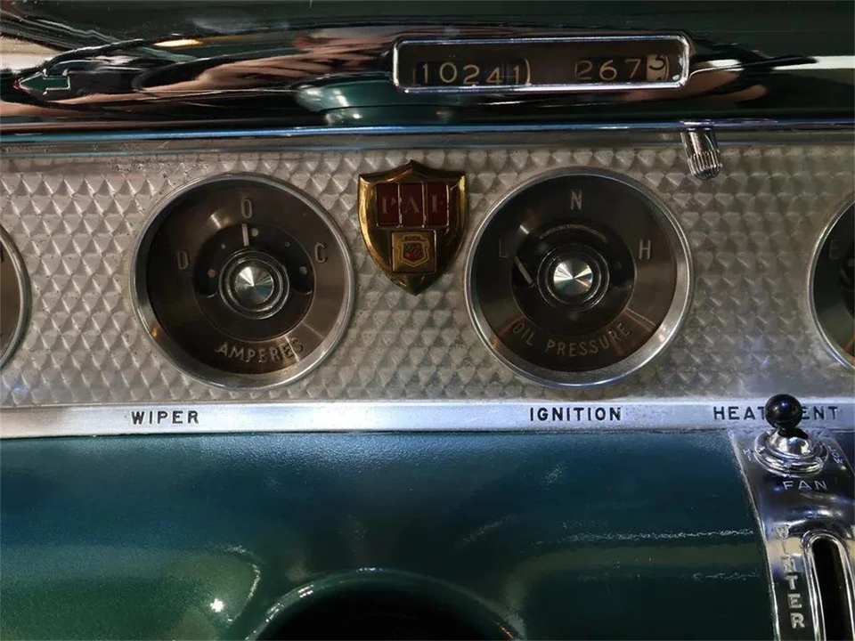 1954 Buick Roadmaster - Image 16 of 31
