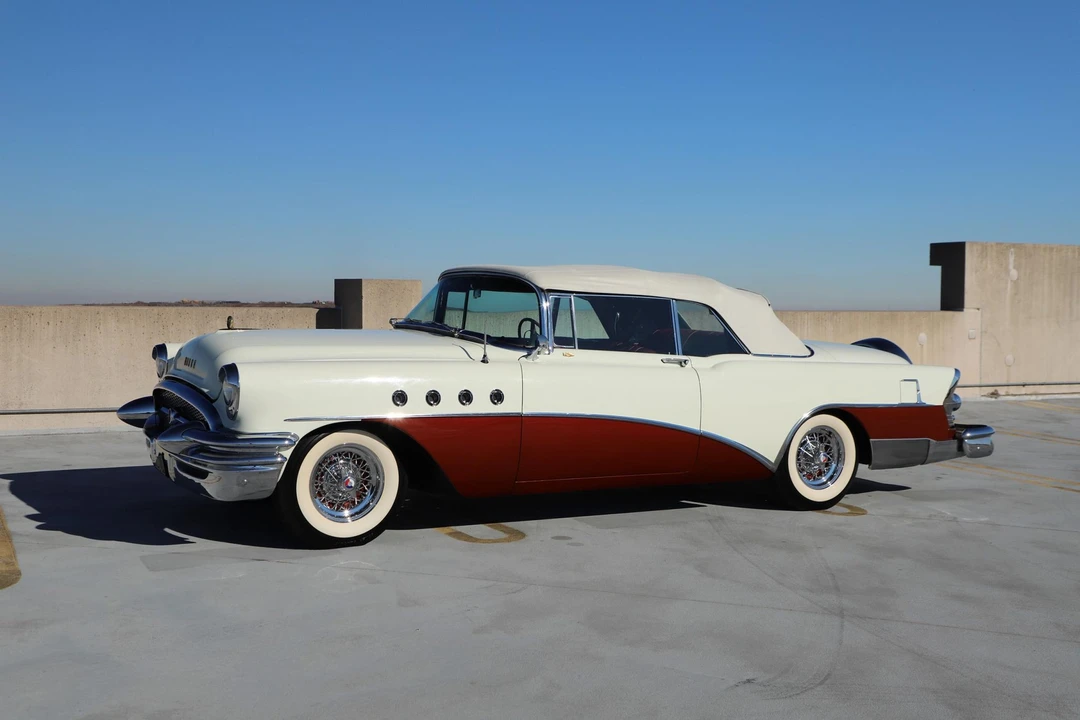 1954 Buick Roadmaster - Image 15 of 31