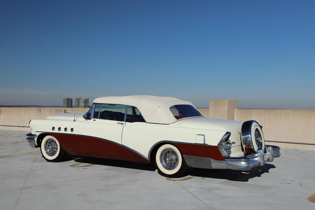 1954 Buick Roadmaster - Image 18 of 31