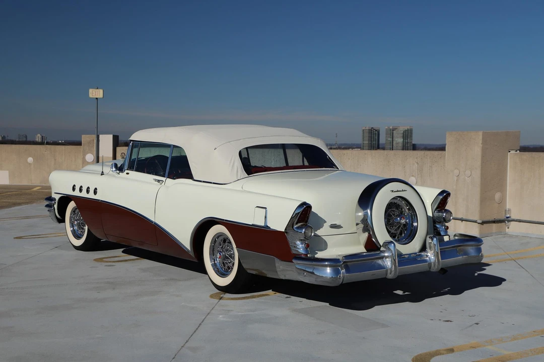 1954 Buick Roadmaster - Image 20 of 31