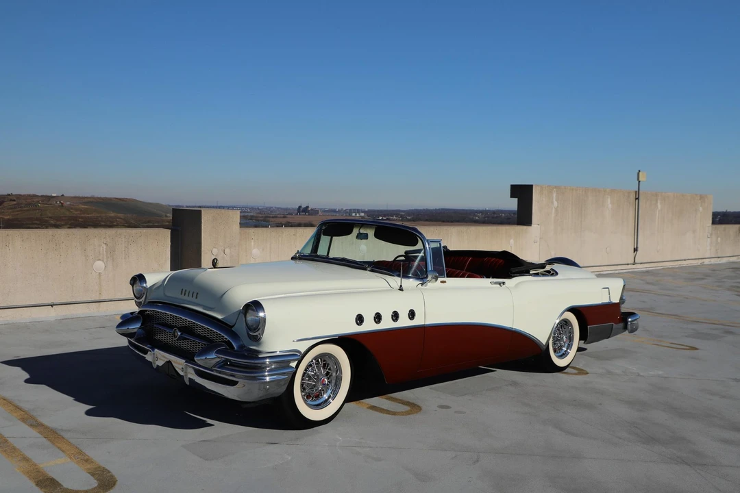 1954 Buick Roadmaster - Image 6 of 31