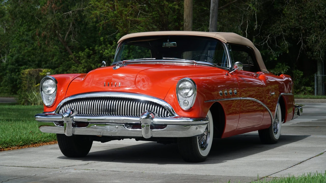 1954 Buick Roadmaster - Image 18 of 31