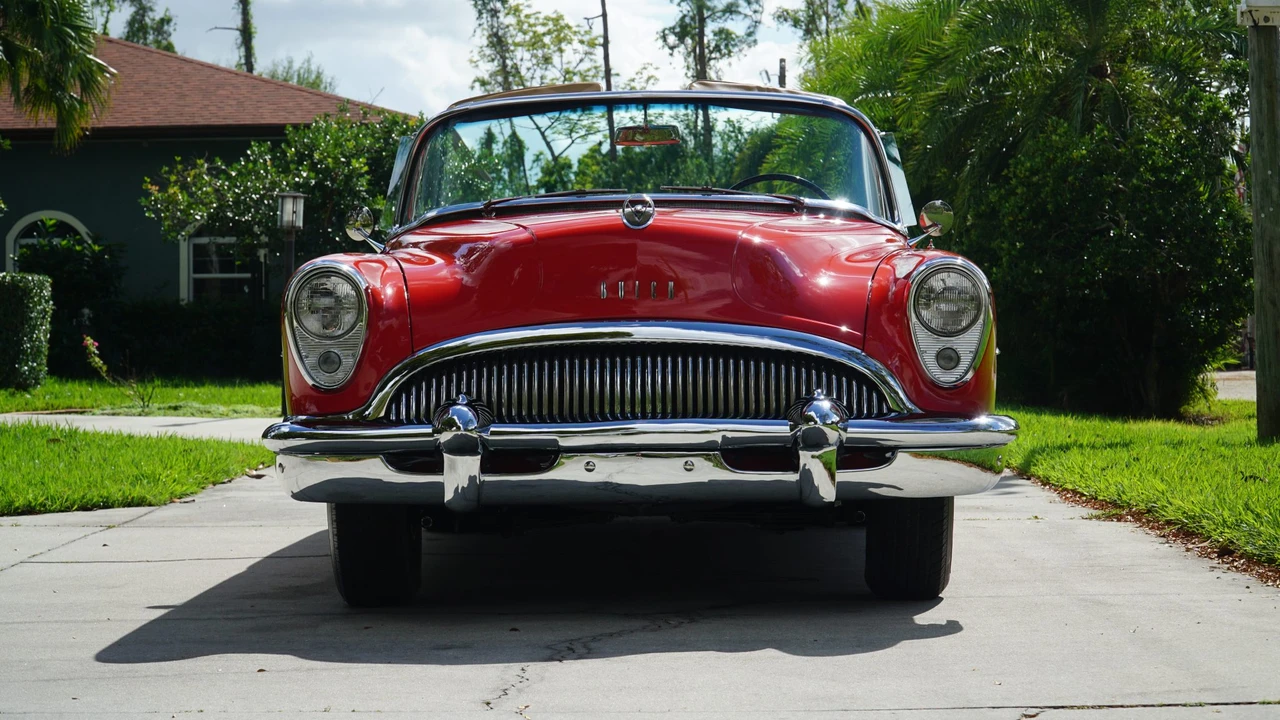 1954 Buick Roadmaster - Image 6 of 31