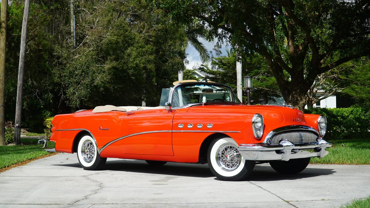1954 Buick Roadmaster - Image 9 of 31