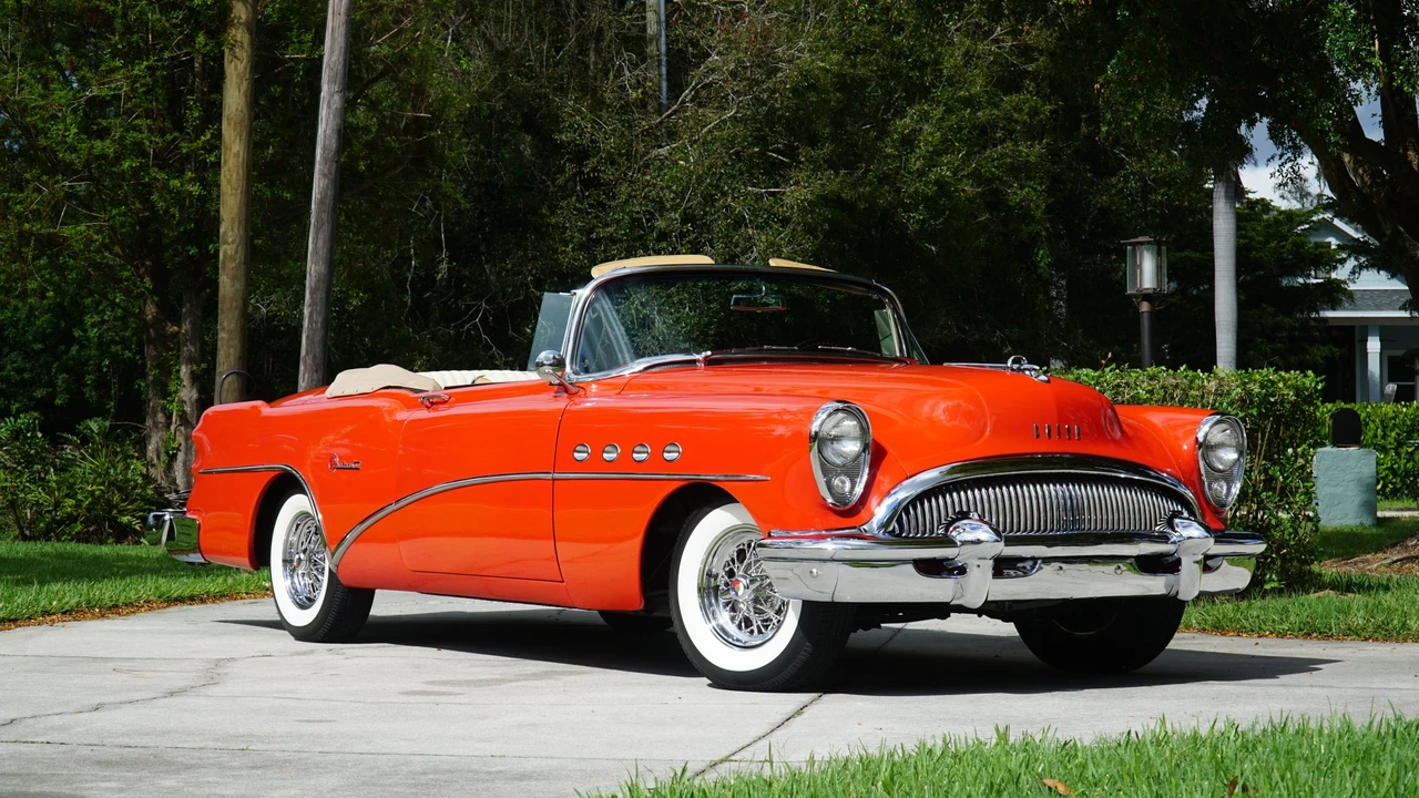 1954 Buick Roadmaster - Image 7 of 31