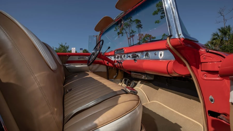 1954 Buick Roadmaster - Image 5 of 31