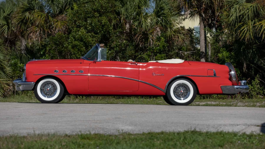 1954 Buick Roadmaster - Image 8 of 31