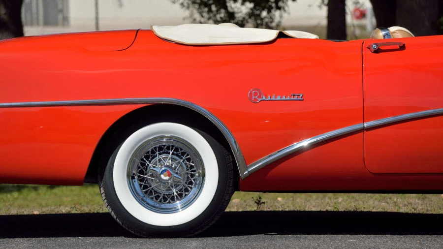 1954 Buick Roadmaster - Image 11 of 31
