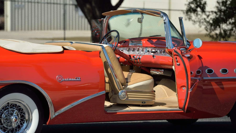 1954 Buick Roadmaster - Image 12 of 31