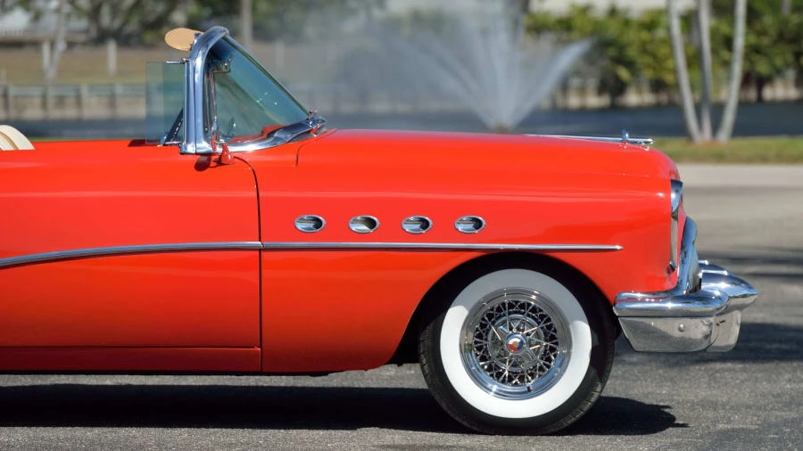 1954 Buick Roadmaster - Image 13 of 31