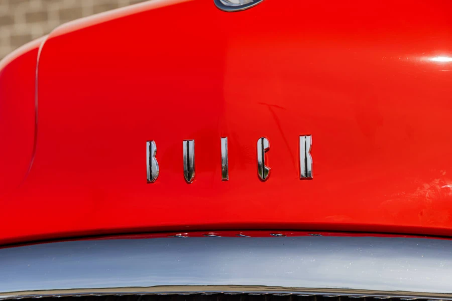 1954 Buick Roadmaster - Image 9 of 31