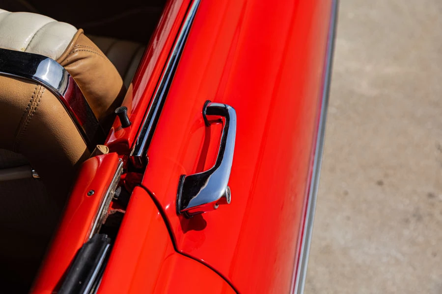 1954 Buick Roadmaster - Image 11 of 31
