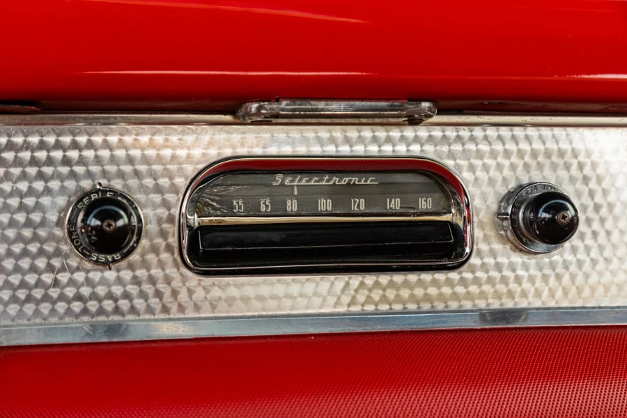 1954 Buick Roadmaster - Image 29 of 31