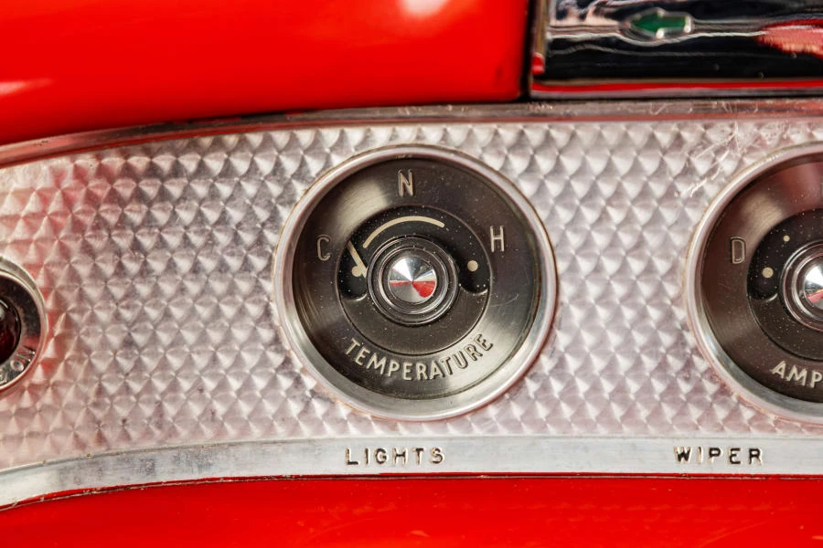 1954 Buick Roadmaster - Image 26 of 31