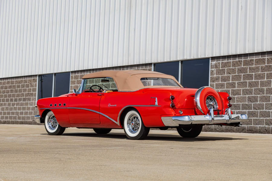 1954 Buick Roadmaster - Image 17 of 31