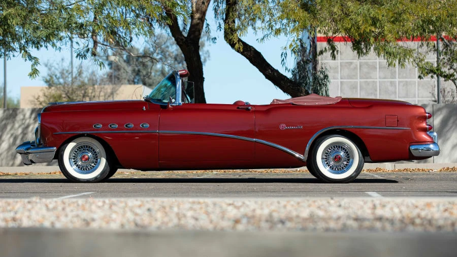 1954 Buick Roadmaster - Image 2 of 31