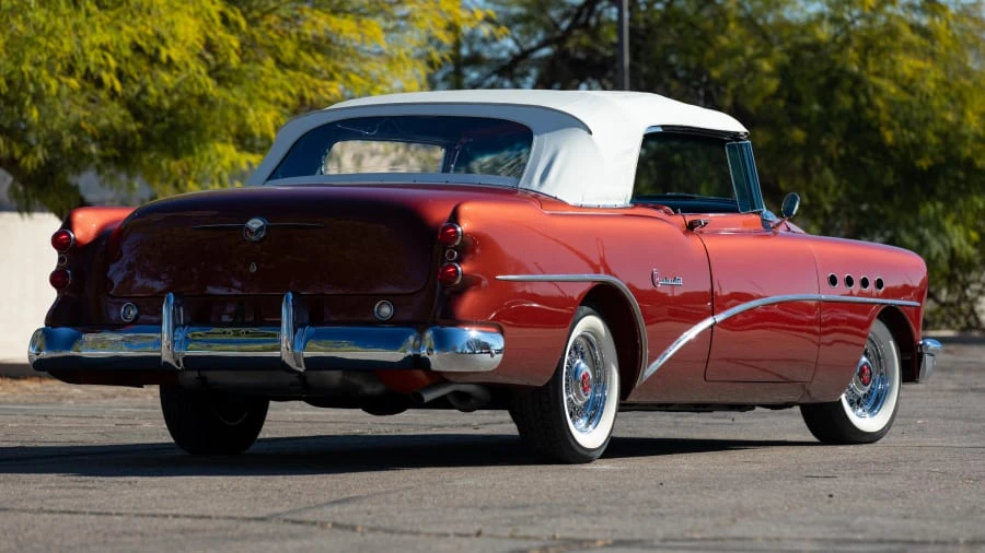 1954 Buick Roadmaster - Image 3 of 31