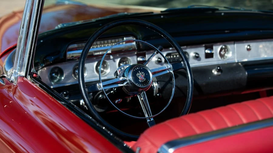 1954 Buick Roadmaster - Image 10 of 31