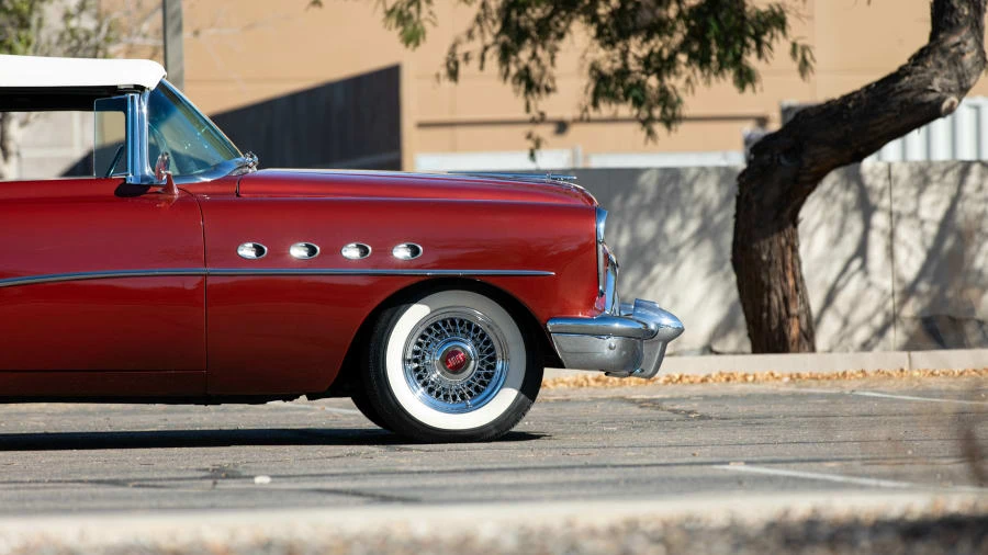 1954 Buick Roadmaster - Image 28 of 31
