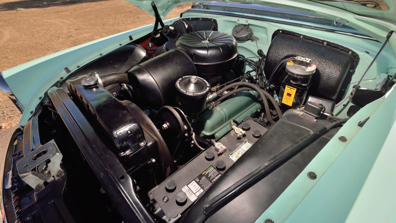 1954 Buick Roadmaster - Image 6 of 31