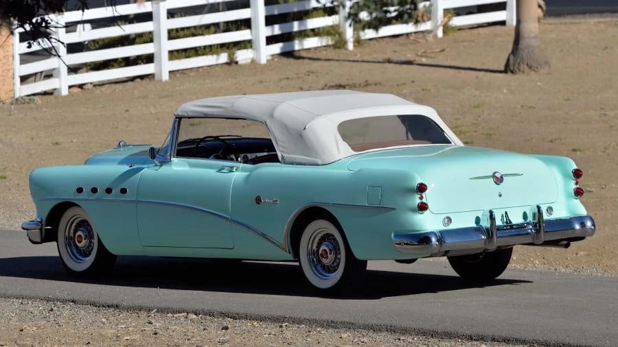 1954 Buick Roadmaster - Image 13 of 31